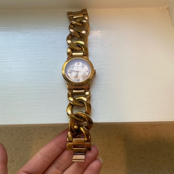 Michael Kors gold link wrist watch